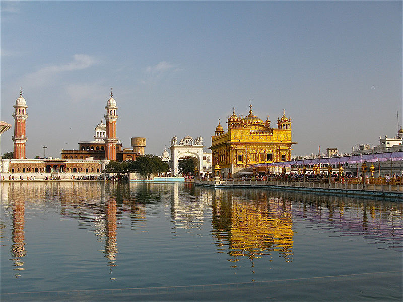 चित्र:Golden-Temple-Amritsar-8.jpg