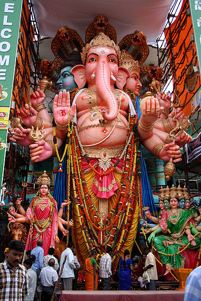 चित्र:Ganesh-Chaturthi-1.jpg