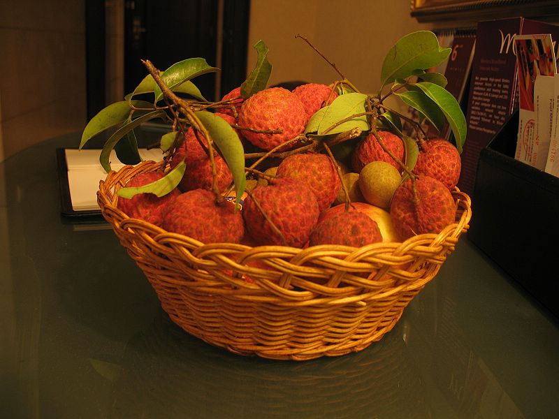 चित्र:Lychee.jpg