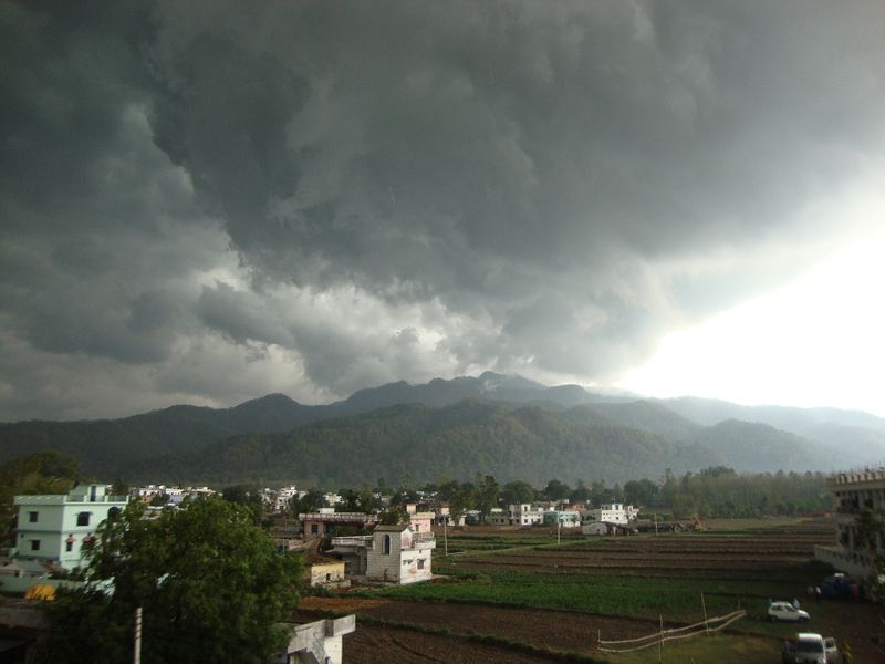 चित्र:Haldwani-3.jpg