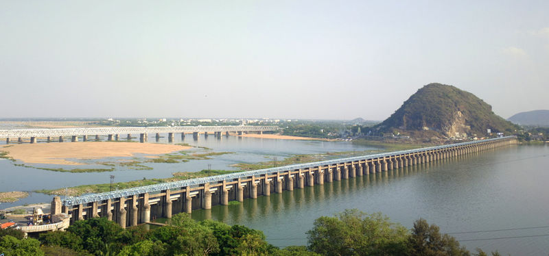 चित्र:Krishna-River-2.jpg