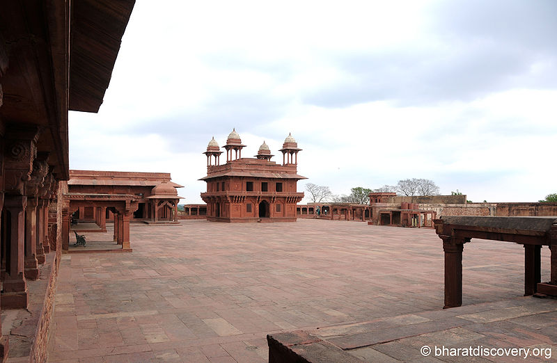 चित्र:Fatehpur-Sikri-Agra-15.jpg