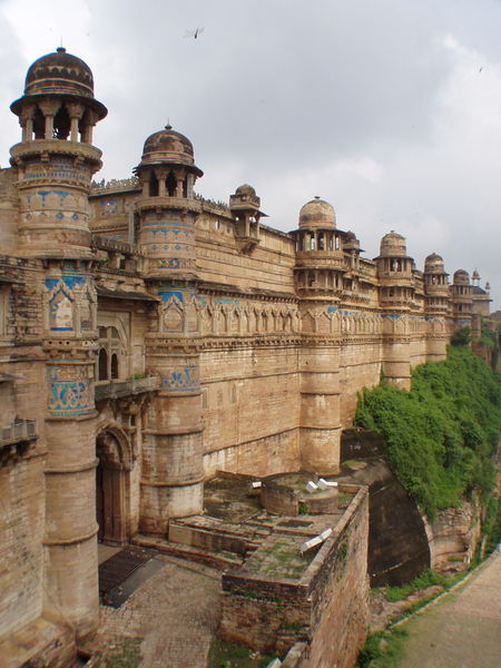 चित्र:Gwalior-Fort-6.jpg