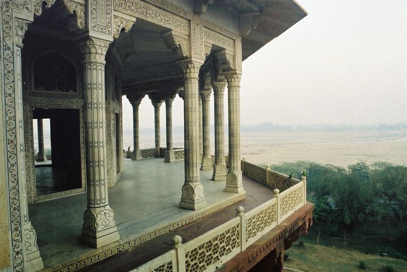 चित्र:Musamman Burj-1.jpg