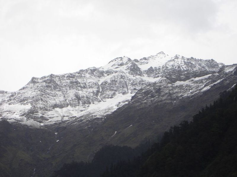 चित्र:Yamunotri-3.jpg