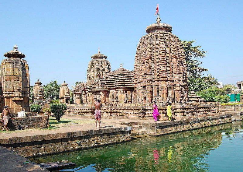 चित्र:Mukteshwar-Temple.jpg