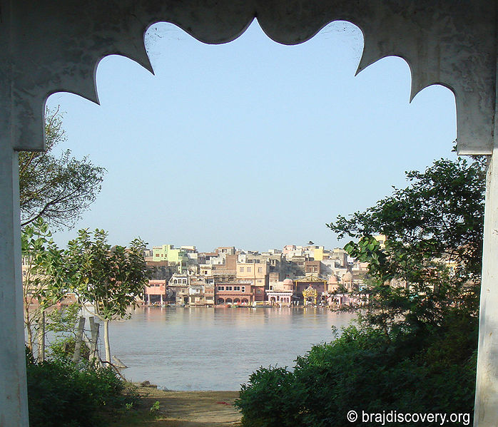 चित्र:Yamuna-Mathura-5.jpg