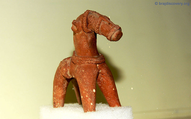 चित्र:Sunga-dynasty-terracottas-2.jpg