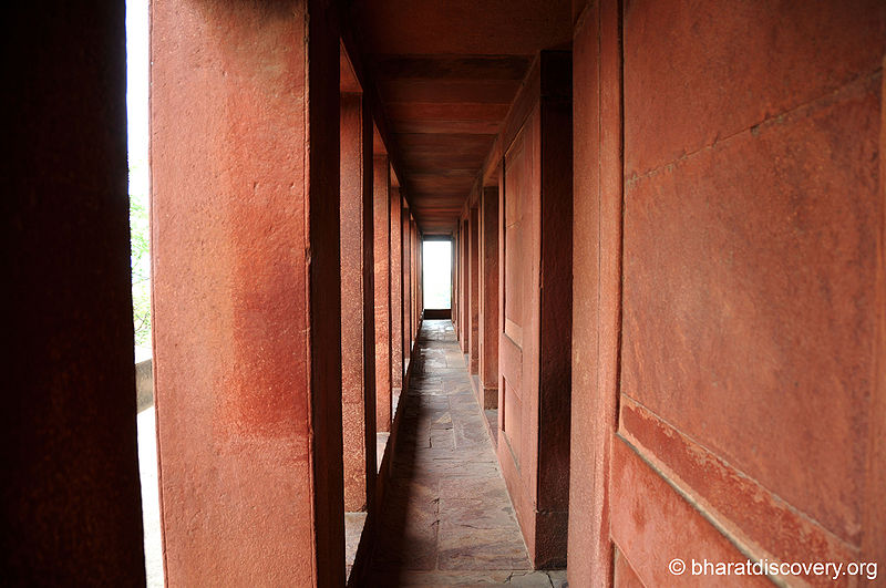चित्र:Fatehpur-Sikri-Agra-24.jpg
