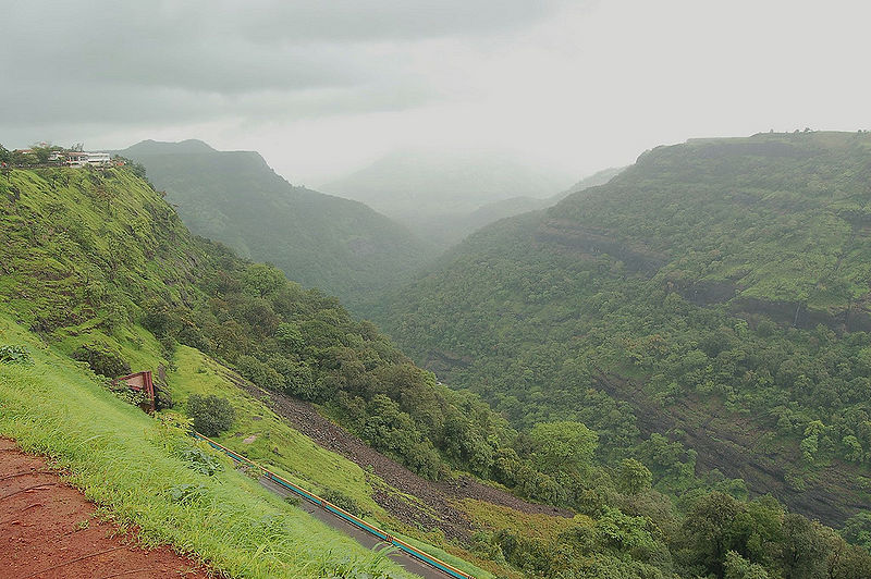 चित्र:Lonavla-1.jpg