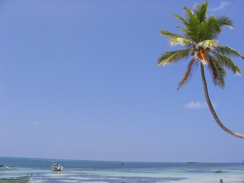 चित्र:Kavaratti-Island-Lakshadweep.jpg
