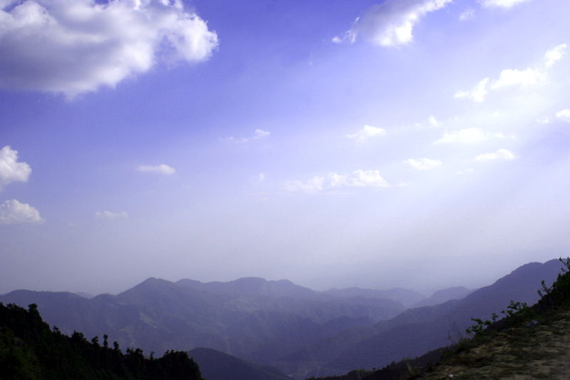 चित्र:Dhanaulti.jpg
