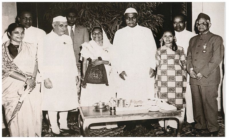 चित्र:Nehru-rajendraprasad.jpg