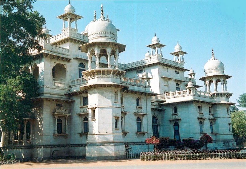 चित्र:Mayo-College-Ajmer.jpg