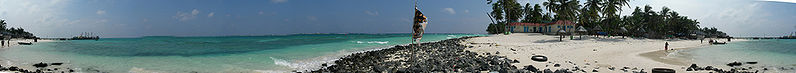 चित्र:Kavaratti-Island-Panorama.jpg