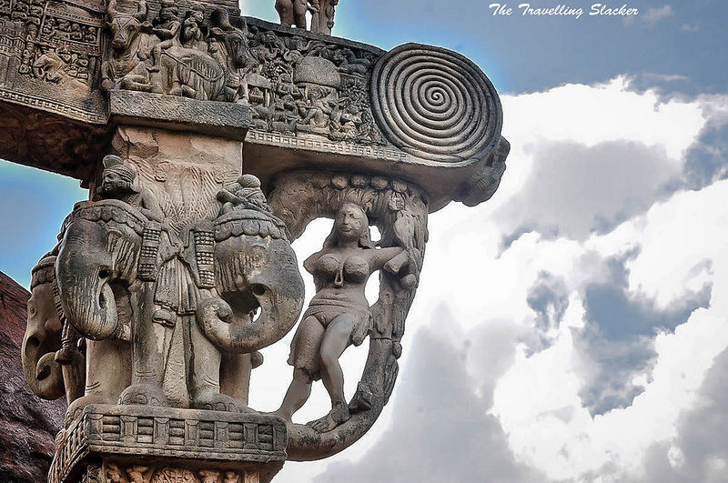 चित्र:Sanchi Stupa-10.jpg