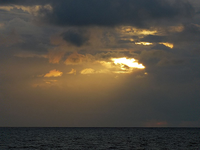 चित्र:Payyambalam-Beach-1.jpg