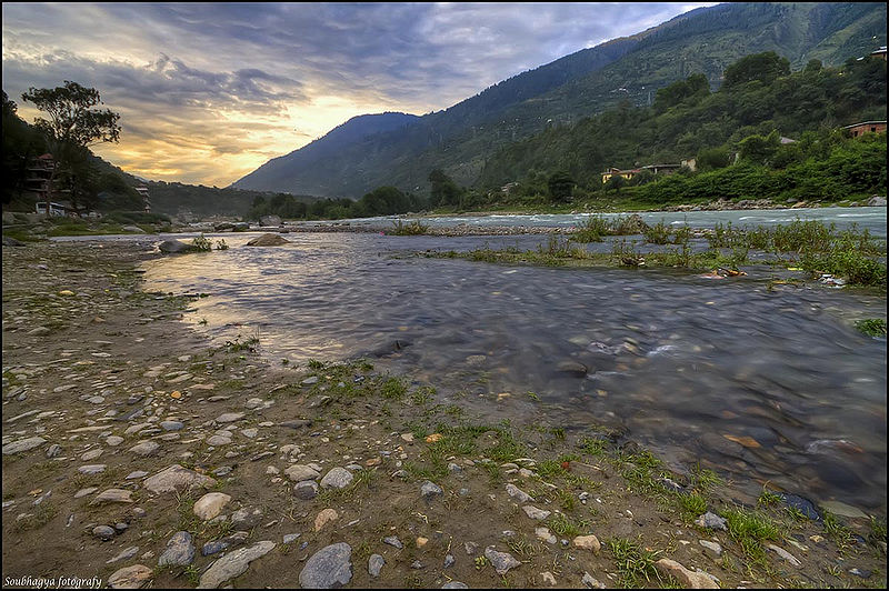 चित्र:Beas-River-2.jpg