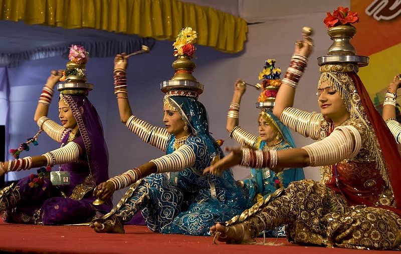 चित्र:Terahtali-Dance-Rajasthan.jpg
