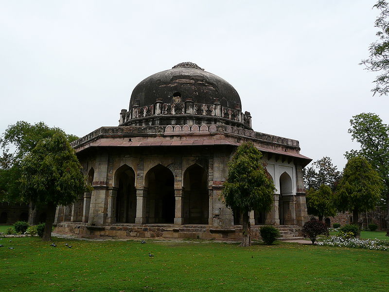 चित्र:Sikandar-Lodhi-Tomb-Lodi-Garden.jpg