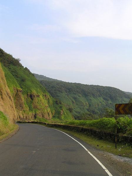 चित्र:Amboli-Ghat-3.jpg