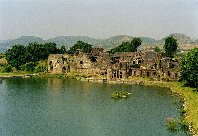 चित्र:Mandu.jpg