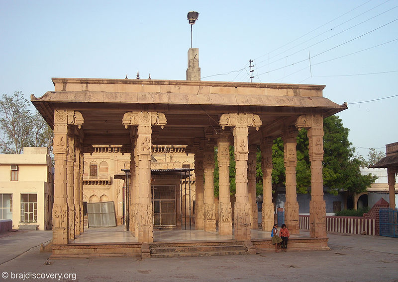 चित्र:Rang-Ji-Temple-Vrindavan-Mathura-3.jpg