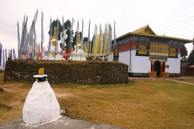 चित्र:Sanga-Choeling-Monastery.jpg