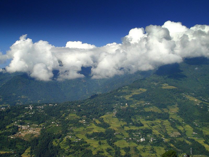 चित्र:Gangtok-Valley-Sikkim.jpg