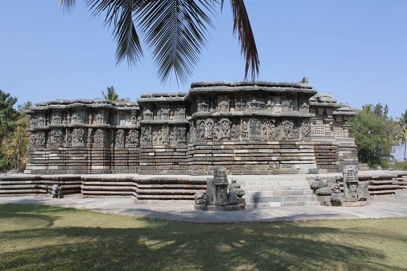 चित्र:Kedareshawara-Temple-HaleBidu-3.jpg