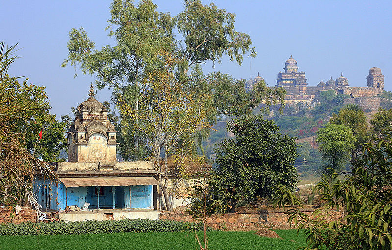 चित्र:Nrisinghdev-palace-Bundelkhand.jpg