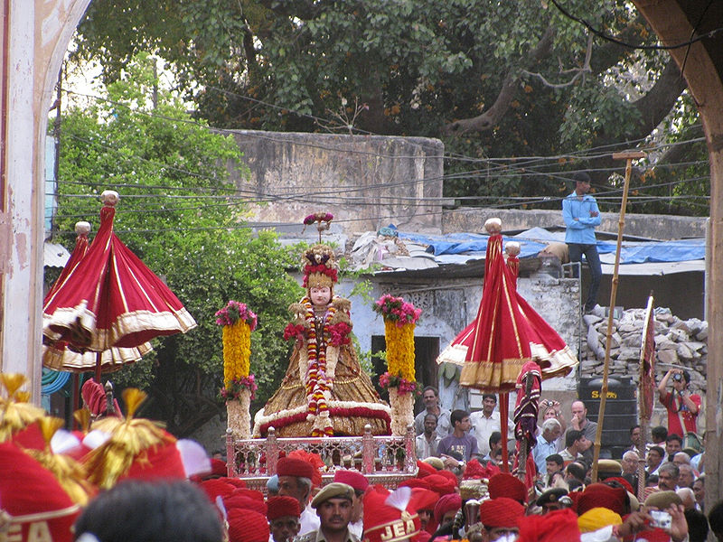 चित्र:Goddess-Gauri.jpg