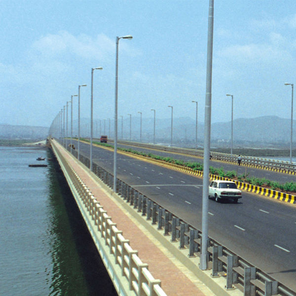 चित्र:Airoli-Bridge.jpg