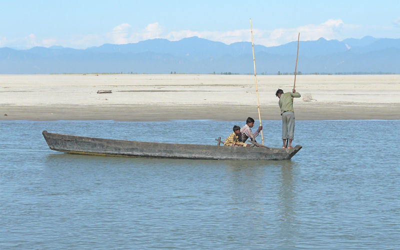 चित्र:Brahmaputra-River-11.jpg