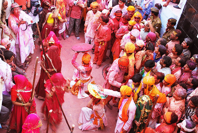 चित्र:Barsana-holi-1.jpg