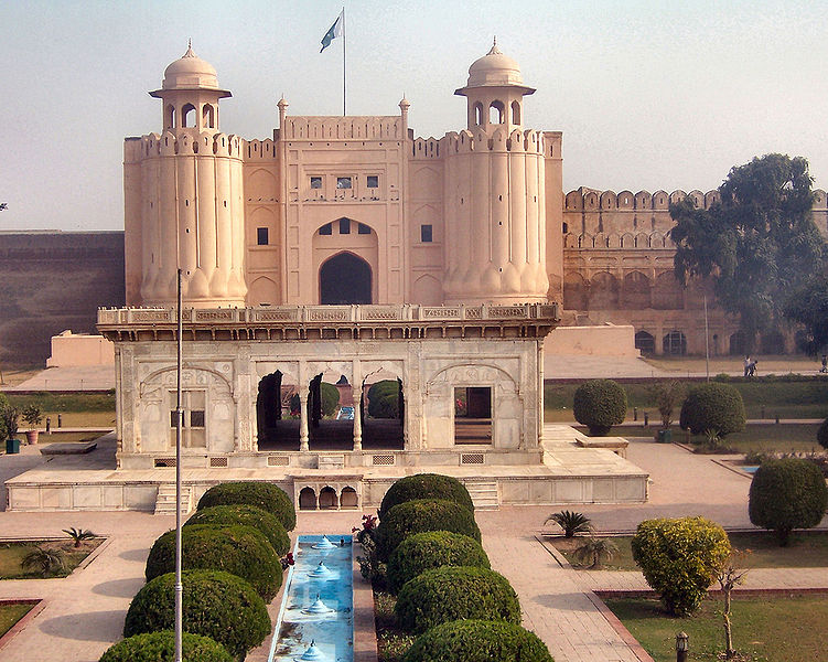 चित्र:Lahore-Fort.jpg