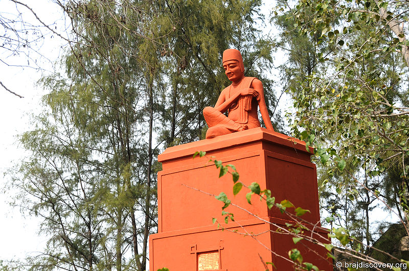 चित्र:Surdas Surkuti Sur Sarovar Agra-8.jpg