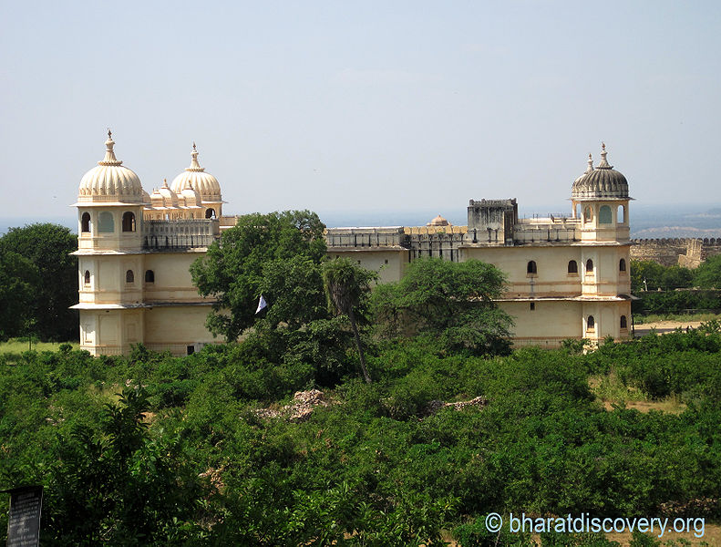 चित्र:Chittorgarh-Fort-11.jpg