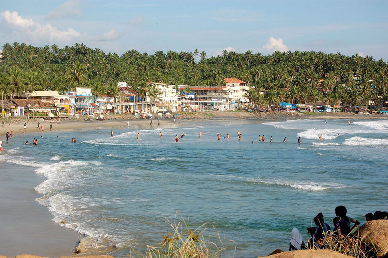 चित्र:Lighthouse-Beach-Kovalam-3.jpg
