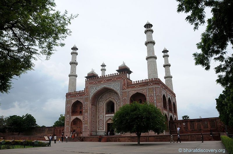 चित्र:Sikandra-Agra.jpg