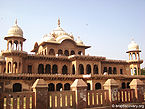 राजा बलदेव सिंह भरतपुर स्मारक, गोवर्धन Raja Baldeo Singh Cenotaph, Govardhan