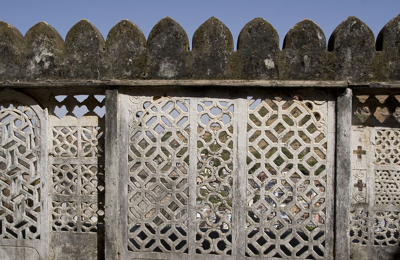 चित्र:Juna-Mahal-Dungarpur-1.jpg