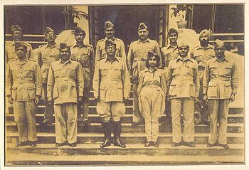 (Description) सुभाष चन्द्र बोस और आज़ाद हिन्द फ़ौज के सदस्य