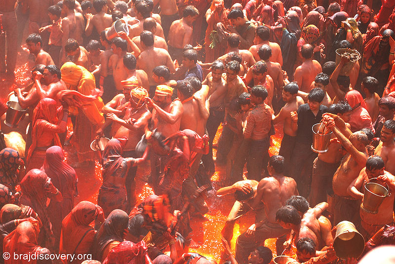 चित्र:Baldev-Holi-Mathura-28.jpg