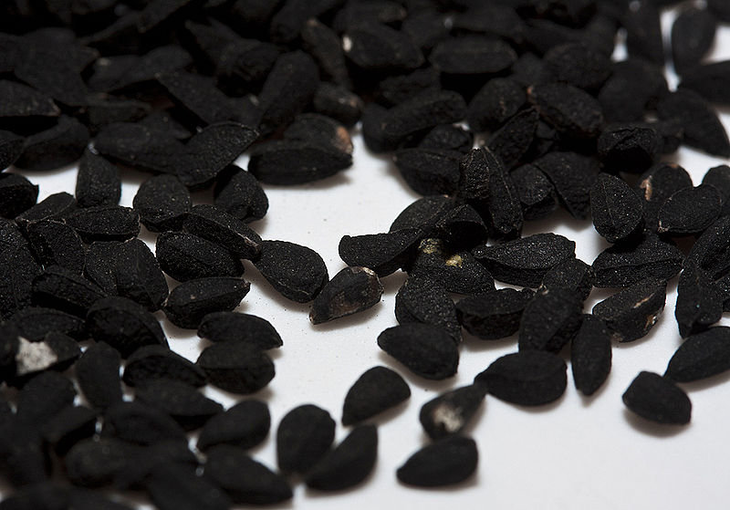 चित्र:Nigella-Seeds-1.jpg
