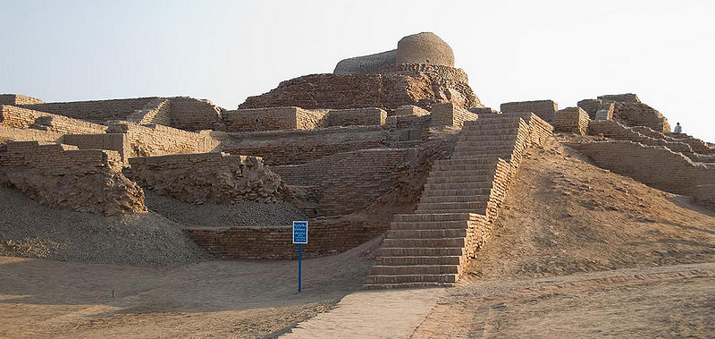 चित्र:Mohenjo-Daro-1.jpg