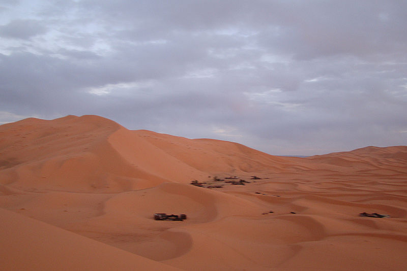 चित्र:Sahara-Desert-2.jpg