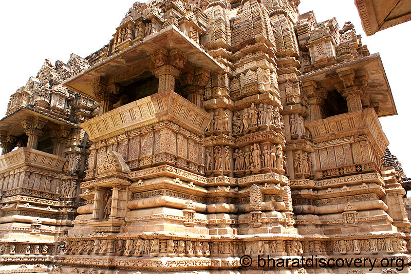 चित्र:Khajuraho-Temple-Madhya-Pradesh-1.jpg