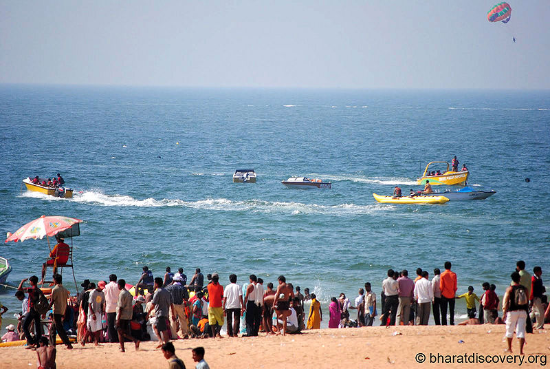 चित्र:Calangute-Beach-1.jpg