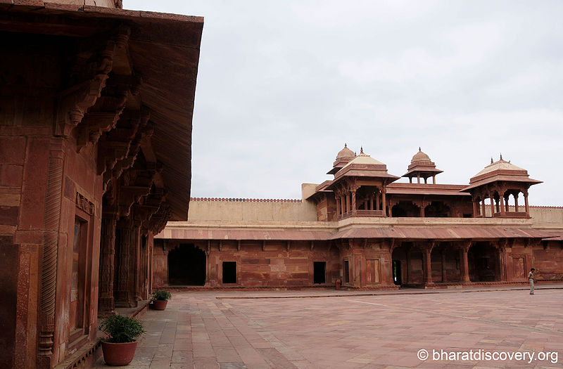 चित्र:Fatehpur-Sikri-Agra-6.jpg